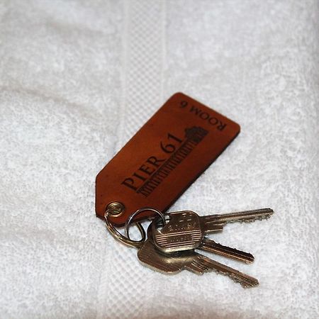 Pier 61 Guest Accommodation 哈斯丁 外观 照片