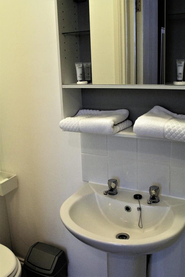 Pier 61 Guest Accommodation 哈斯丁 外观 照片